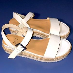 Women’s sandals